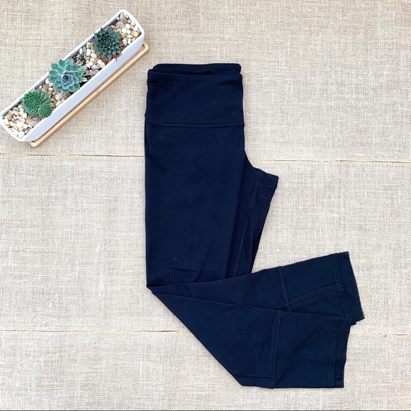 lululemon athletica Pants - Lululemon Find Your Flow Ruched Mesh Crop Leggings